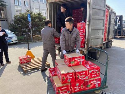 有一種幸福，叫公司發(fā)年貨