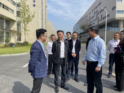 省經(jīng)信廳副廳長(zhǎng)盛勇軍帶隊(duì)蒞臨我司調(diào)研指導(dǎo)